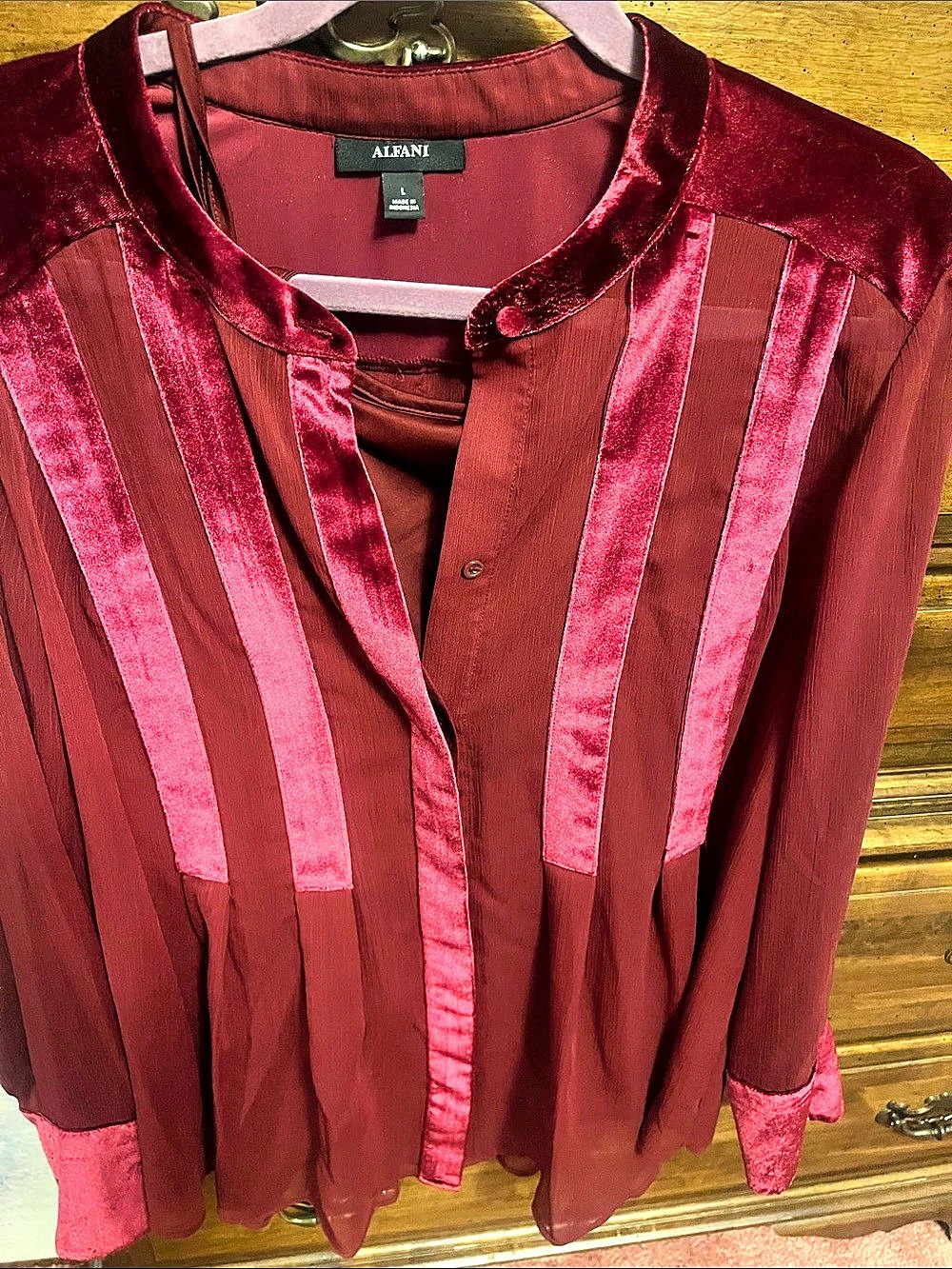 Ariane Color Block Blouse in Red Size large Like New